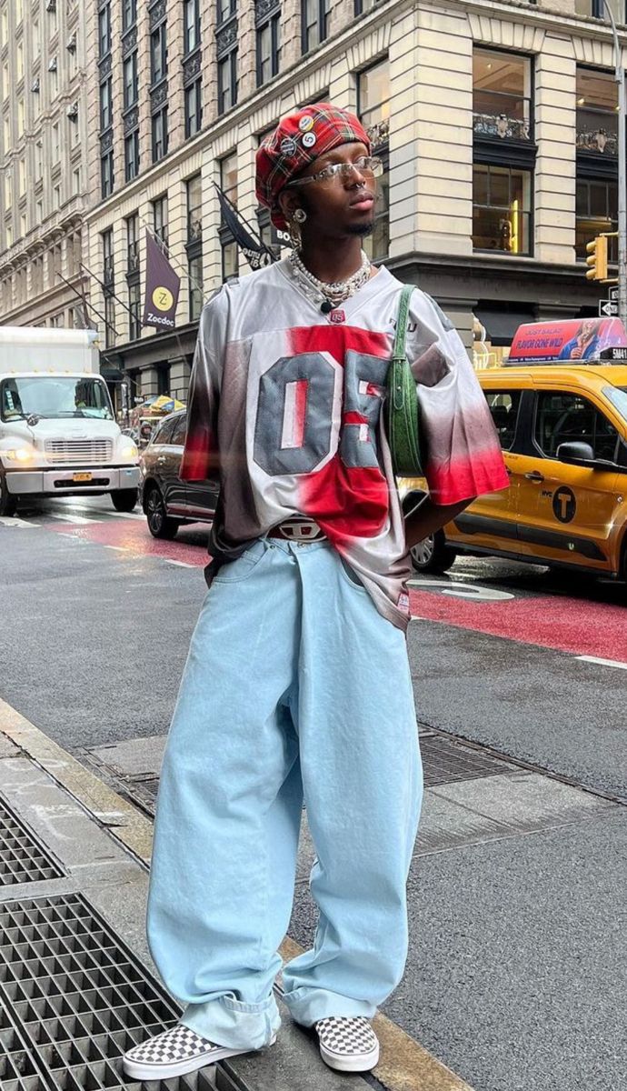 STREETWEAR